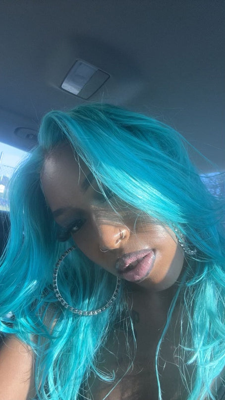 "Sneaky link" Creamy Black Lip Liner